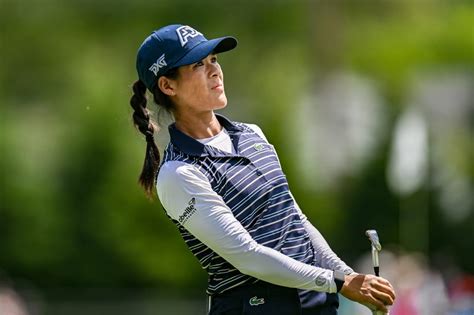 Boutier takes 3-shot lead at the Women’s Scottish Open